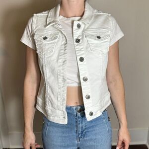 Mudd White Button Up Cropped Vest Size L